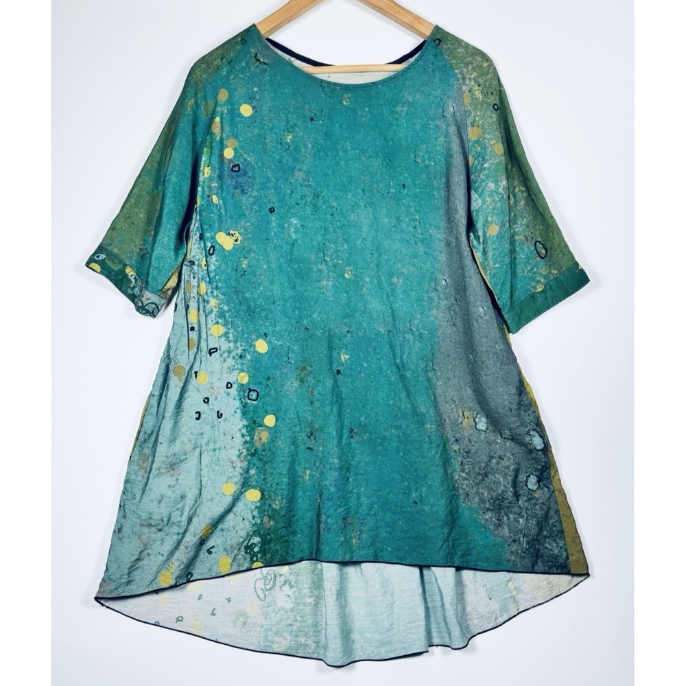 3potato Tunic Top Womens Small‎ Green Abstract Print Boho Artsy Lagenlook Blouse
